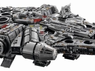 LEGO 75192 UCS Millennium Falcon SChräg oben