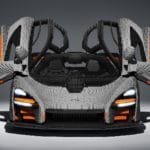 LEGO Speed Champions McLaren Senna in Originalgröße - Frontal mit geöffneten Flügeltüren