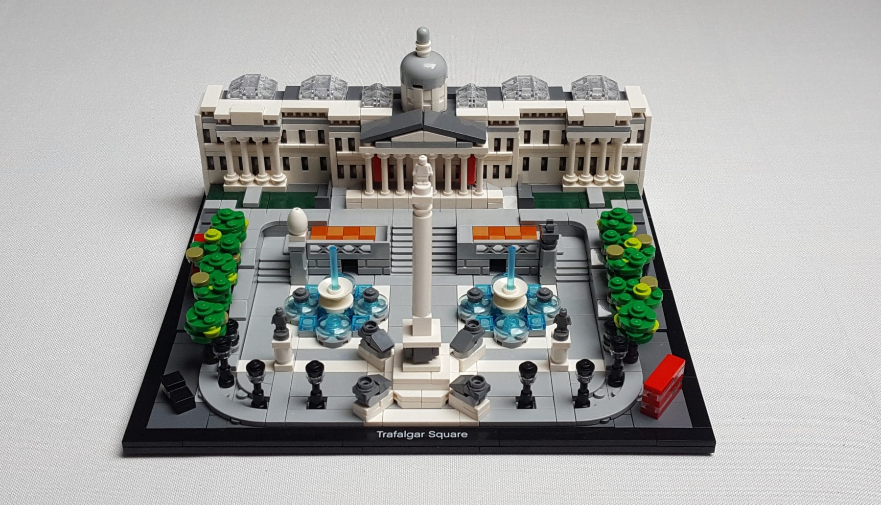 LEGO 21045 Architecture Trafalgar Square im Review