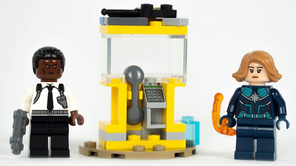 LEGO 30453 Captain Marvel Polybag Review LEGO 30453 Captain Marvel Polybag Review
