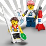 LEGO Minifiguren Serie 20: Speerwerferin und Raketen-Frau