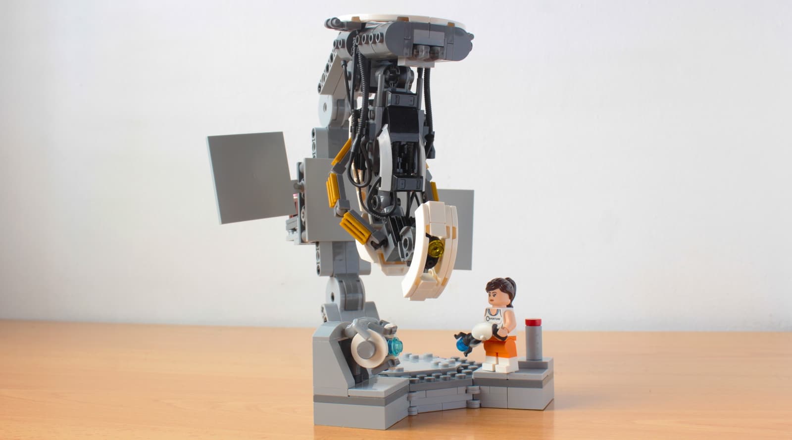 LEGO Ideas Entwurf zu Portal 2 erreicht 10.000 Stimmen