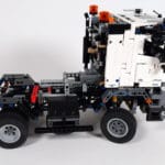 LEGO 42023 Mercedes-Benz Arocs B-Modell - Bauabschnitt Sattelschlepper 04