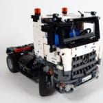 LEGO 42023 Mercedes-Benz Arocs B-Modell - Bauabschnitt Sattelschlepper 05