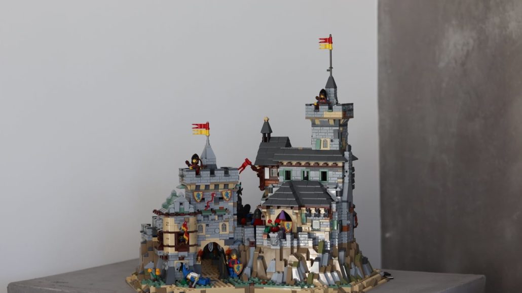 LEGO Ideas Classic Castle (1) LEGO Ideas Classic Castle (1)