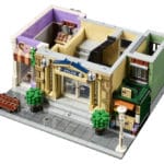 LEGO Modular Building 10278 Polizeistation 11