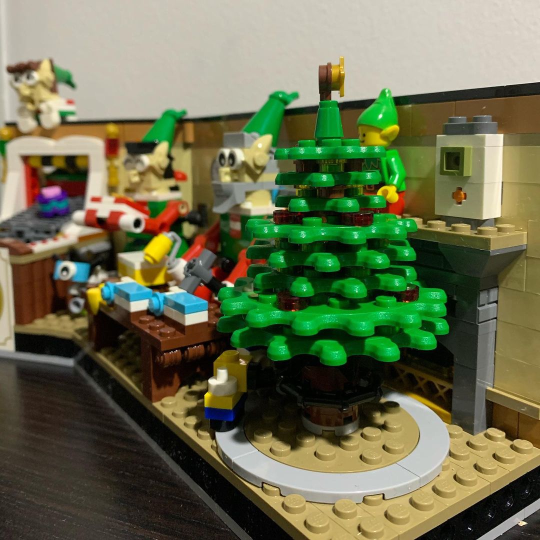 LEGO 4002020 Mitarbeiter Weihnachten (1)