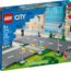 LEGO City 60304 Straßenkreuzung Mit Ampeln (2)