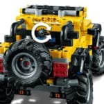 LEGO Technic 42122 Jeep Wrangler (13)
