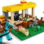 LEGO Minecraft 21171 Der Pferdestall 3