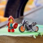 LEGO City 60311 Feuer Stuntbike 11