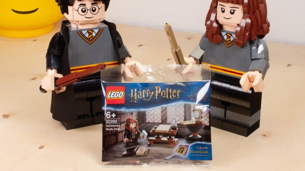 LEGO Harry Potter 30392 Hermines Schreibtisch Titel LEGO Harry Potter 30392 Hermines Schreibtisch Titel