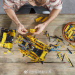 LEGO Technic 42131 Cat D11t Bulldozer Bilder 22