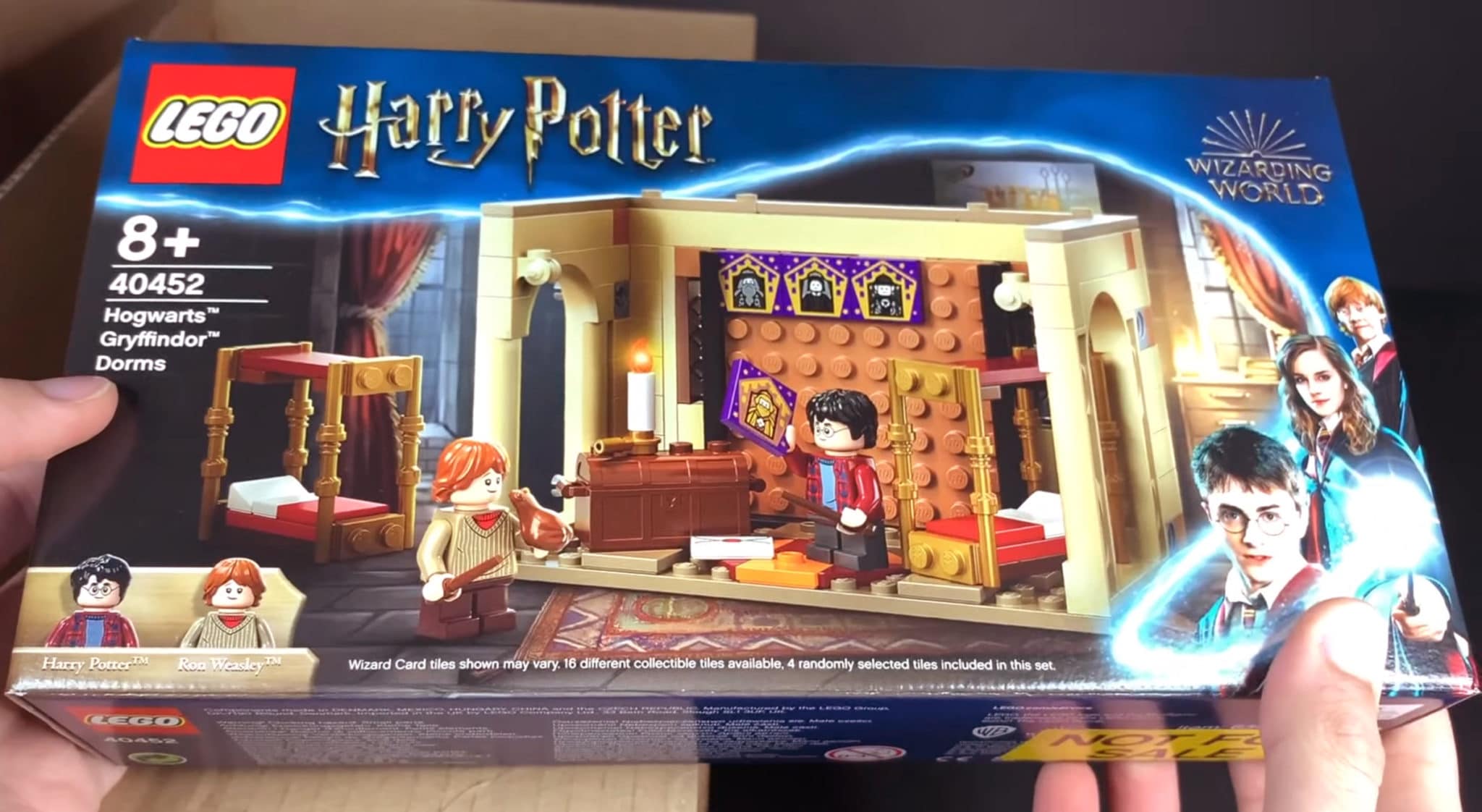 LEGO 40452 Hogwarts Gryffindor Schlafsaal Box Vorne Screenshot