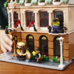 LEGO 10297 Boutique Hotel Lifestyle (18)