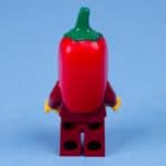 LEGO 71032 Minifigurenserie 22 Frau Im Chilikostüm (3)