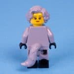 LEGO 71032 Minifigurenserie 22 Frau Im Waschbärkostüm (3)