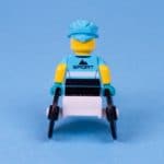 LEGO 71032 Minifigurenserie 22 Rennrullstohlfahrer (4)