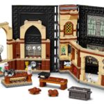 LEGO Harry Potter 76397 Hogwarts Moment Verteidigung Gegen Die Dunklen Künste 11 (7)