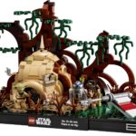 LEGO Star Wars 75330 Dagobah Jedi Training 1