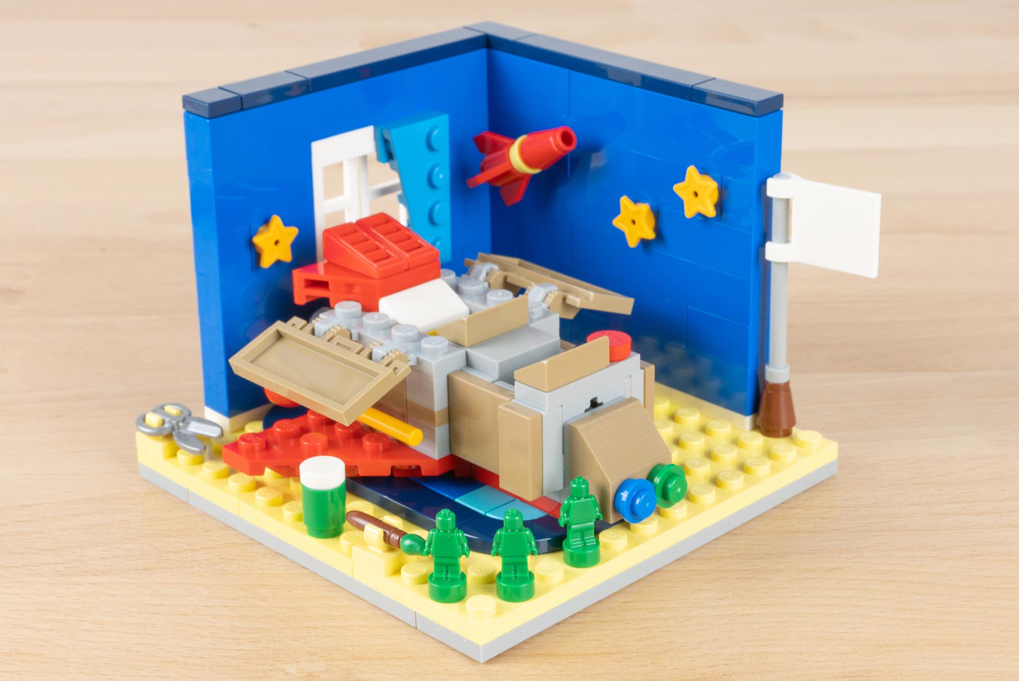 LEGO 40533 Pappkarton Raumschiff Vergleich 02
