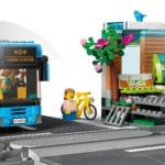 LEGO 60335 Bahnhof 9