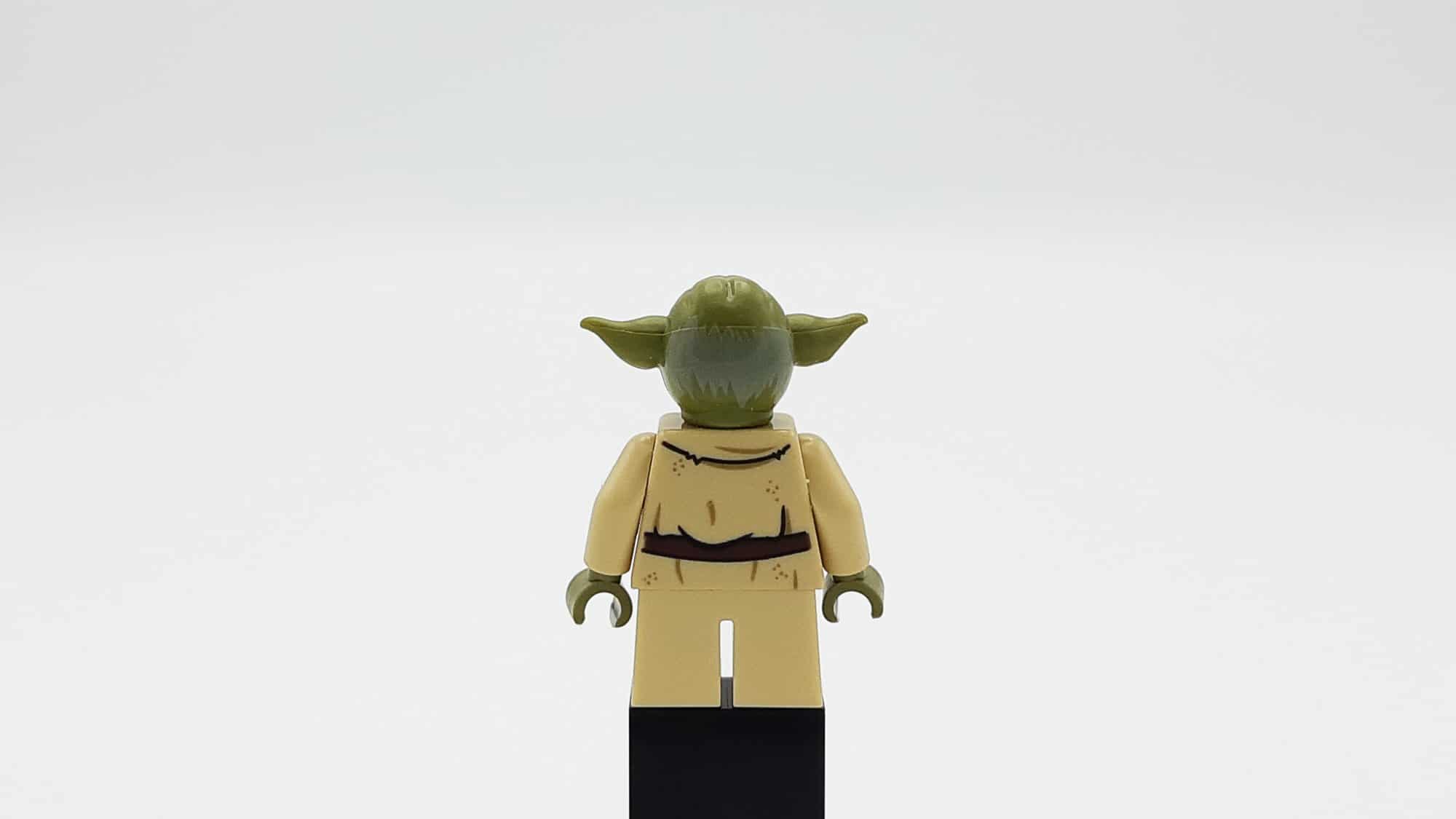 Review LEGO 75330 Jedi Training Auf Dagobah Yoda 2 Review LEGO 75330 Jedi Training Auf Dagobah Yoda 2