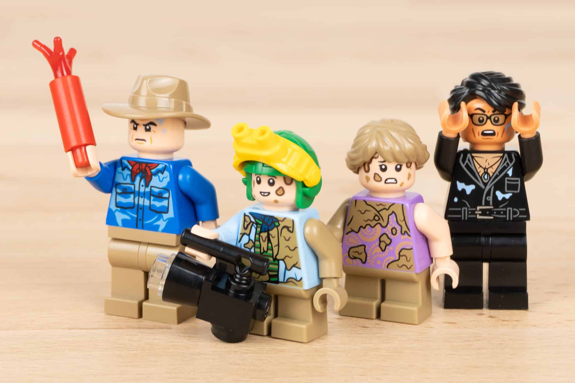 LEGO 76956 Jurassic Park Trex Minifiguren Review 10