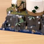 Review LEGO 21335 Motorisierter Leuchtturm Batteriebox 1