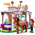 LEGO Friends 41746 Reitschule 04