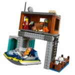 LEGO 60417 Polizeischnellboot Und Ganovenversteck 2