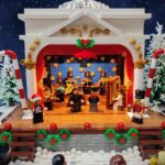 LEGO Ideas Christmas Theater (9)