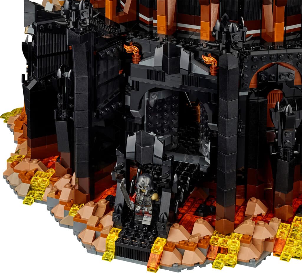LEGO Lord Of The Rings Barad Dur 10333 Detail 03