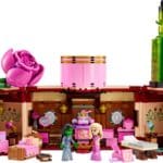 LEGO Wicked 75683 Glindas Und Elphabas Schlafsaal 1