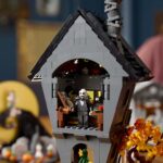LEGO Ideas 21351 Nightmare Before Christmas Lifestyle (2)