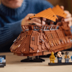 LEGO Star Wars 75397 Jabbas Sail Barge Segelbarke Lifestyle (3)