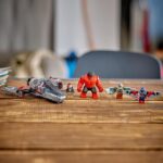 LEGO Captain America Brave New World 76292 Red Hulk Battle (4)