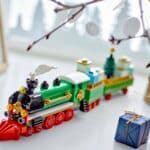 LEGO Creator 40700 Weihnachtszug 5