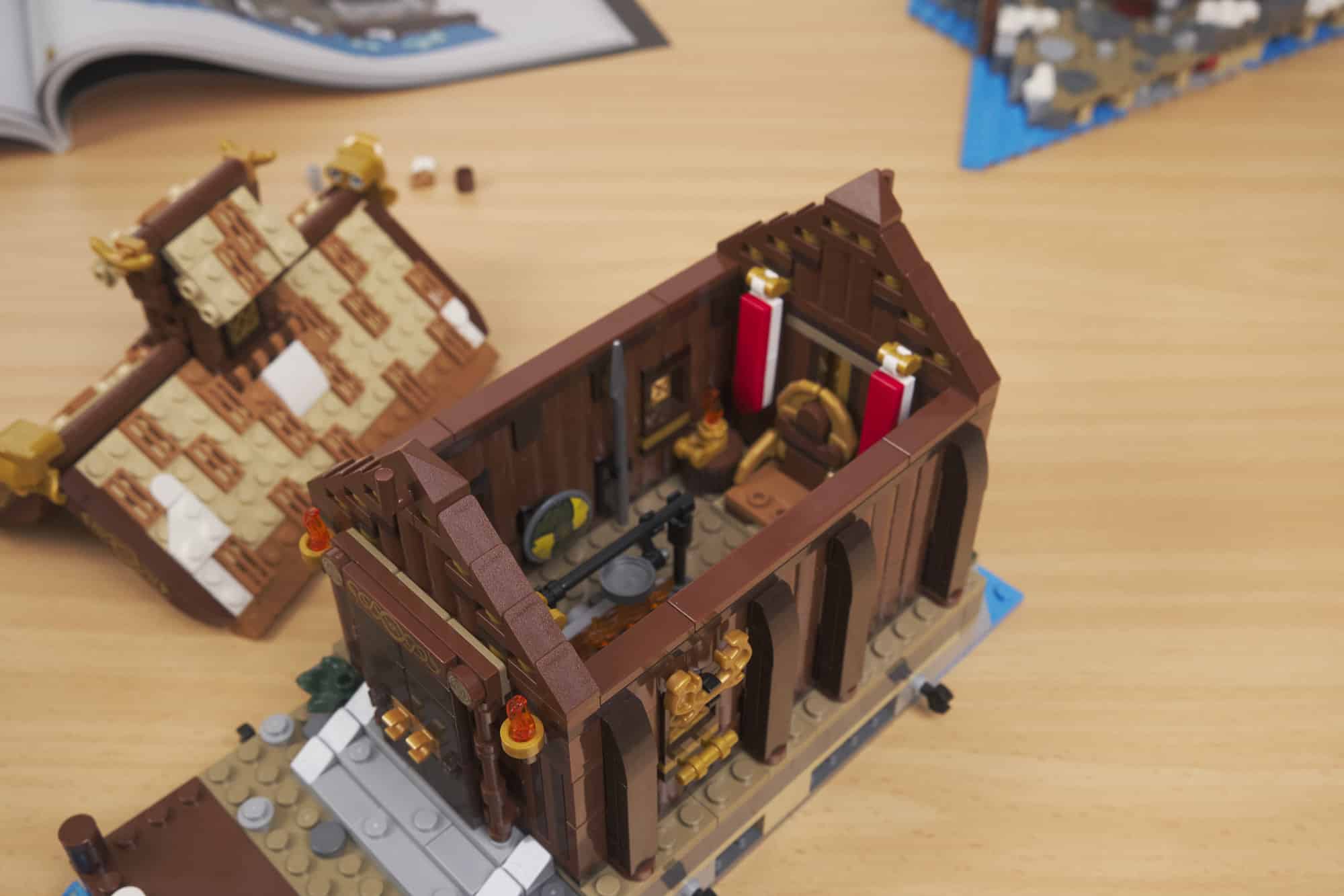 Review LEGO 21344 Wikingerdorf Bauabschnitt 08 Detail 10