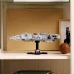LEGO Star Wars 75405 Home One 04