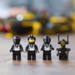 LEGO Icons 10355 Blacktron Renegade (7)