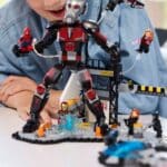 LEGO Marvel 76314 Captain America Civil War Actionduell 8