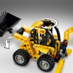 LEGO Technic 42197 Baggerlader 4