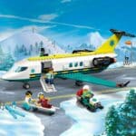 LEGO 60465 Notfallrettungsflugzeug 10