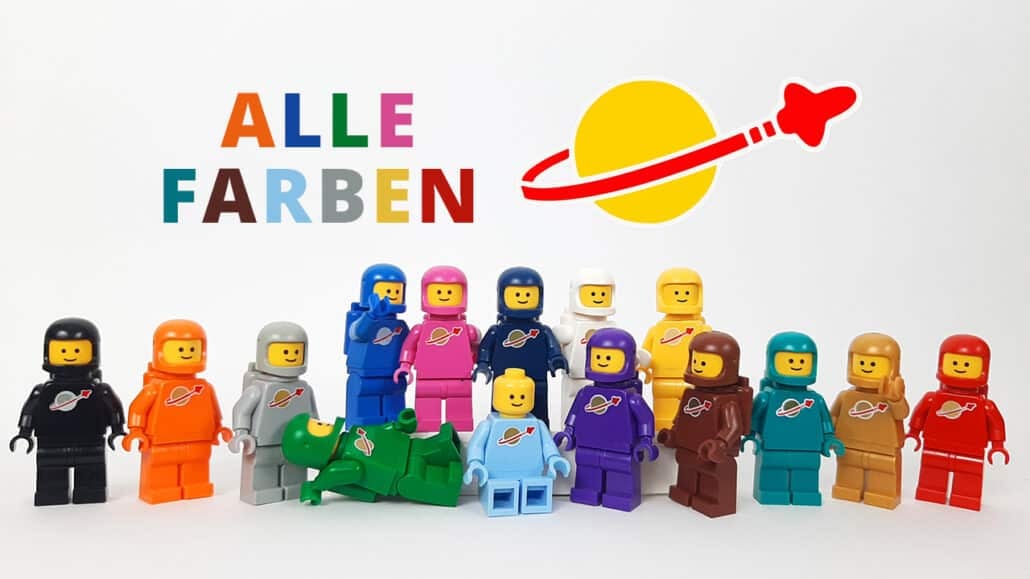 Classic Space Minifigs Title V2 Classic Space Minifigs Title V2