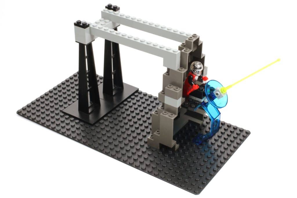 LEGO Unitron 6991 Monorail Transport Base Review (15)