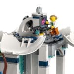 LEGO 60351 Raumfahrtzentrum 5